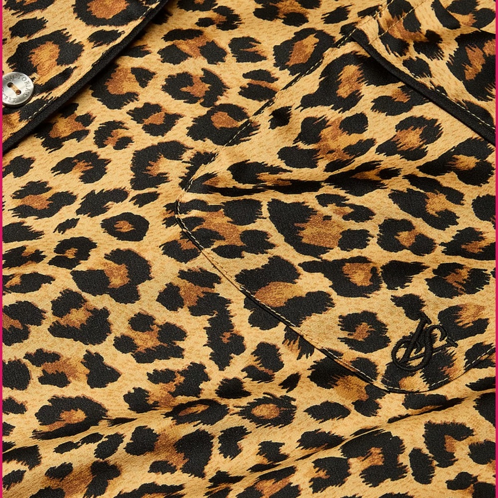 Victoria Secret Glazed Satin Long Pajama Set
Top & pants
Animal Print 
NWOT 
M - Picture 5 of 9